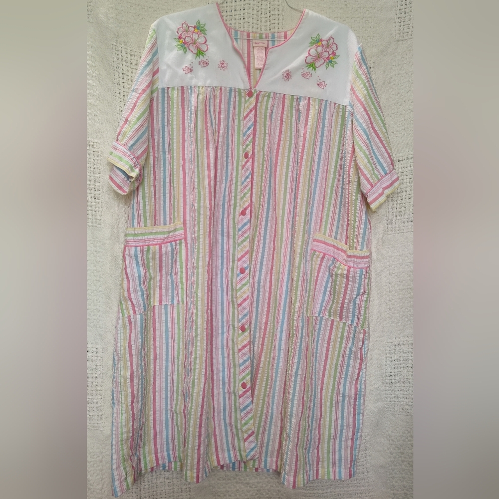 Vintage Nightgown Pastel Rainbow Aquatic Fish Floral Embroidered Size 2X